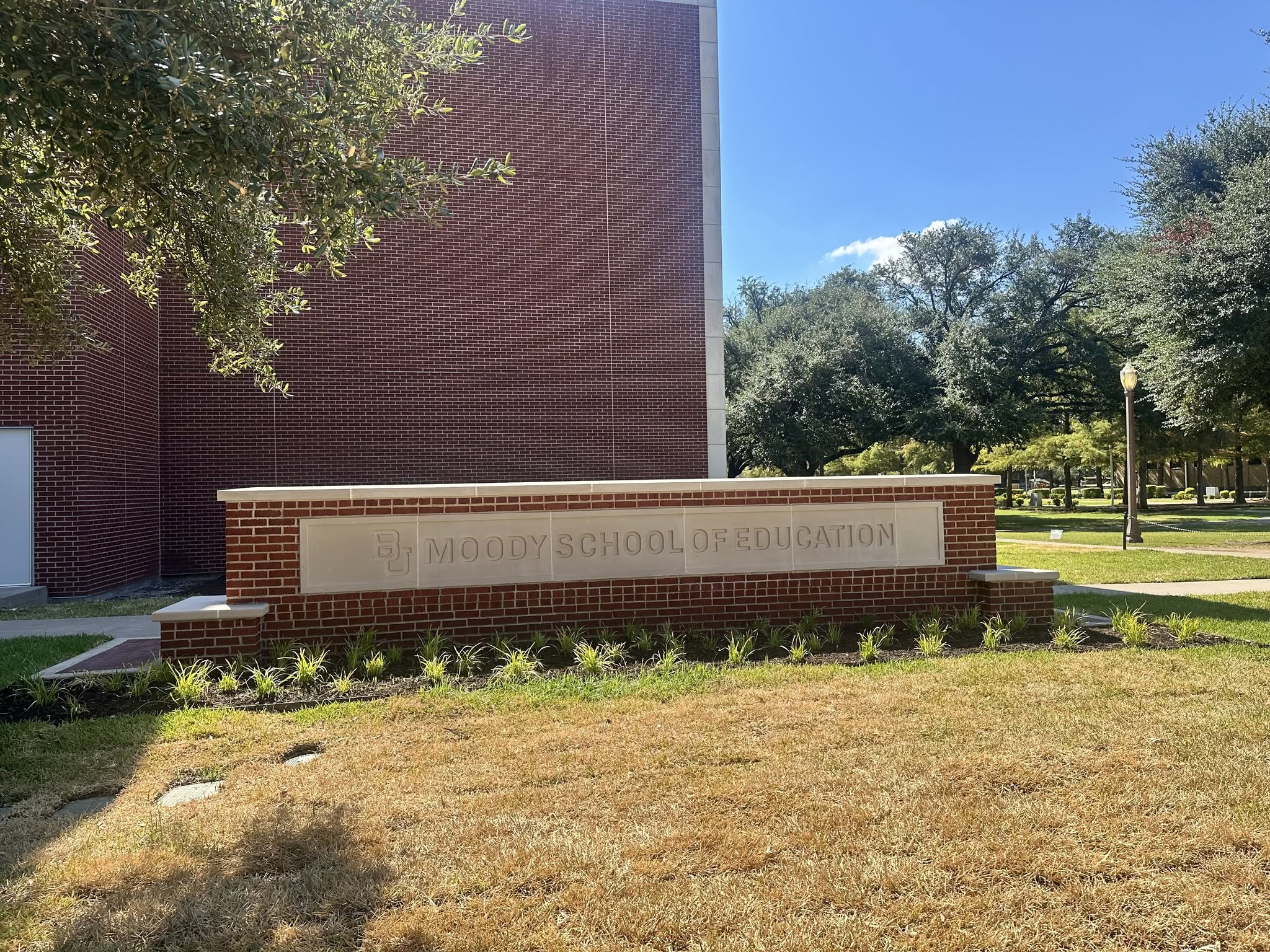 baylor-moody-soe-monument-sign-3